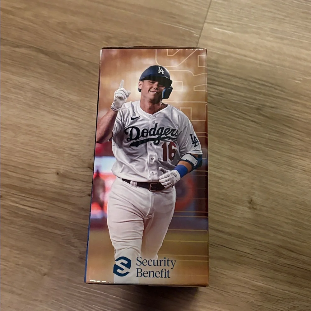 NIB Will Smith 2024 Dodgers giveaway - Picture 4 of 4